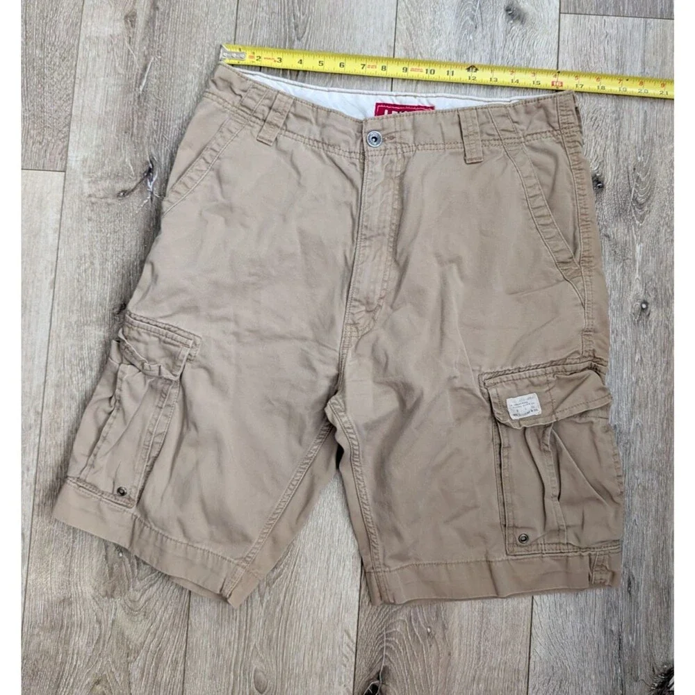 Vintage Y2K Levis Cargo Shorts Khaki Waist 36 100% Cotton